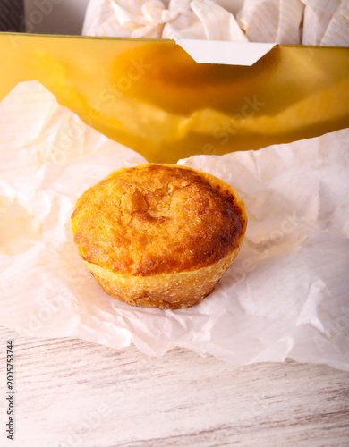 Tableau sur toile Traditional, small Portuguese sweet tart from Mafra
