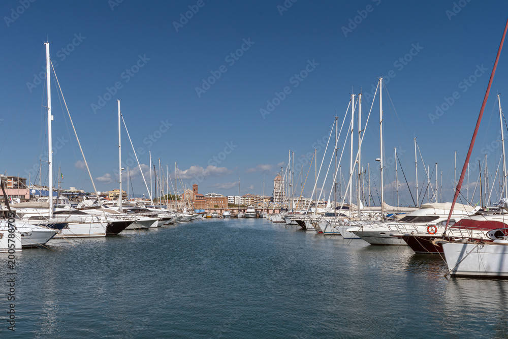 Fototapeta premium Nettuno - Roma - Lazio - Italia - Il porticciolo