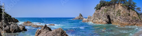 笹川流れ眼鏡岩海岸（パノラマ）