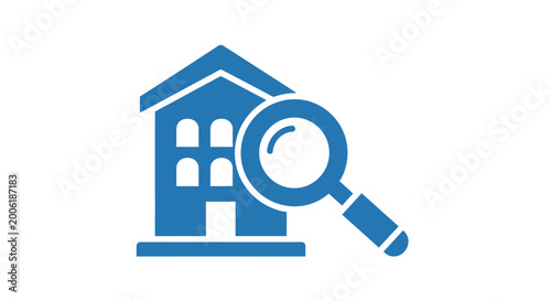 Foto Magnifying glass over a house.