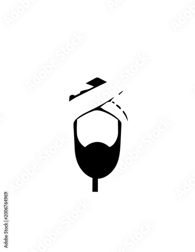 Bild auf Leinwand Black wine glass with splash.