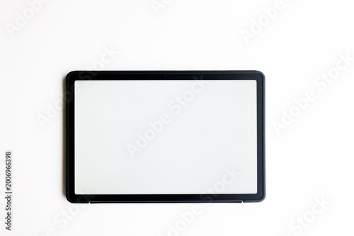 A white screen tab on a white background
