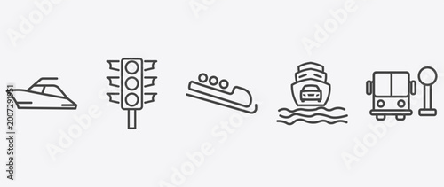 Foto transportation icon set with semaphore, bobsleigh, ferry carrying cars, school b