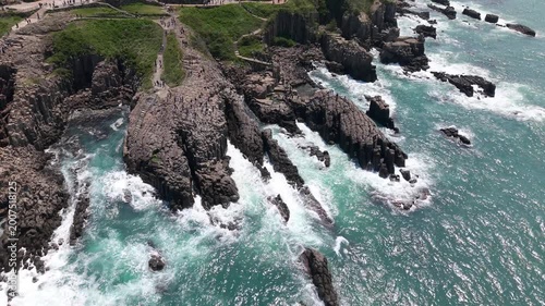 東尋坊の断崖絶壁　福井県