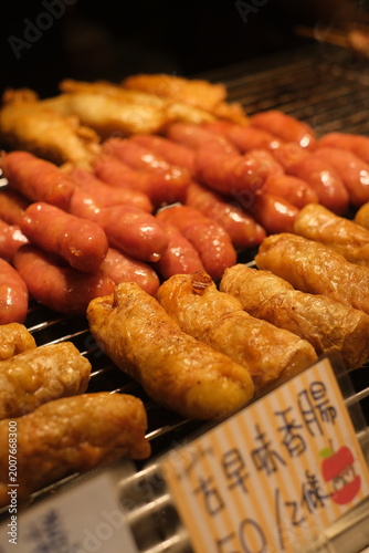 Taiwan night market, street food, sausages