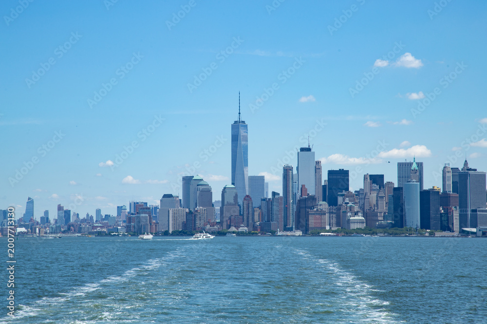 Obraz premium Architecture and Ocean in New York, United States