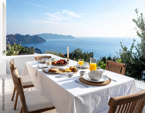 Frühstück auf Terrasse mit Meerblick Luxusvilla