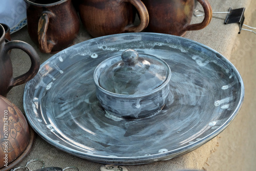 Canvas-taulu Ceramic artistry shines at local craft market with unique designs