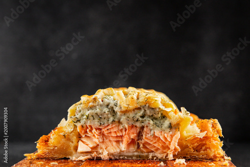 Fotografia Salmon Wellington seafood lunch or dinner salmon en croûte fish in pastry tasty