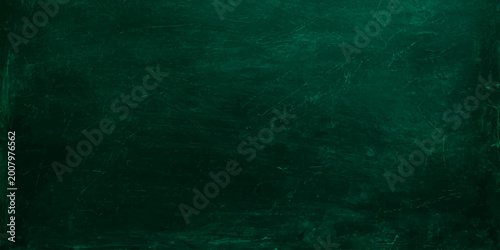 Foto Dark Emerald Green Grunge Background with Scratched Texture, Vintage Slate Blackboard Effect for Overlay and Design