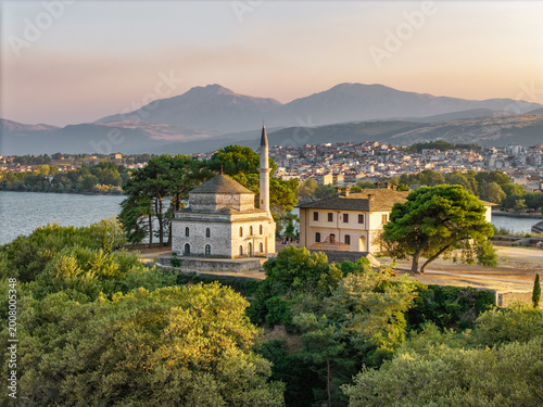 Obraz na plátně Aerial view of the Fethiye Mosque at Sunset in Ioannina Castle, Greece