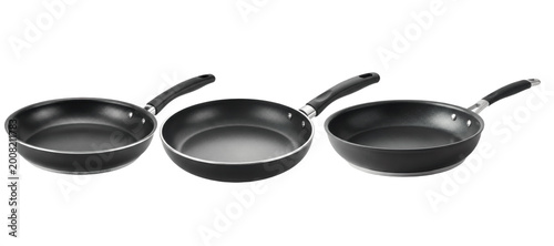 Nonstick frying pan trio with comfortable handles, versatile black skillets for sautéing vegetables, frying eggs, searing meats and everyday stovetop cooking

