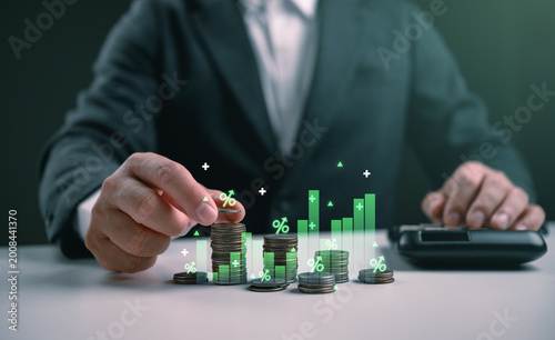 Εκτύπωση καμβά Businessman stacking coins with green growth bar graph and percentage icons