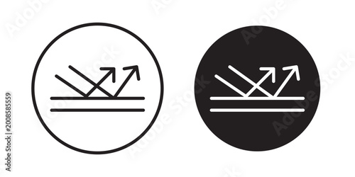 Fotografie Reflect icon Light Reflection Icon – Outline and Glyph Style Vector Screen Glare