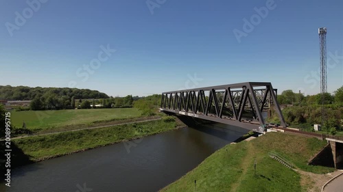 Duisburg Brückenlandschaft und Ruhraue - Ruhrgebiet, NRW