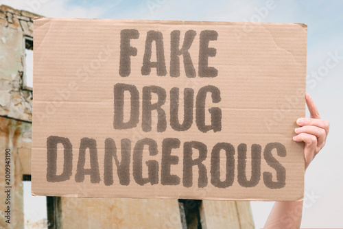 Quadro su tela "Fake Drug Dangerous" Counterfeit prescription drugs distributed through unregulated channels cause serious adverse patient health outcomes