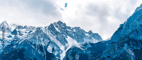 Foto Scenery of Yulong Snow Mountain in Lijiang, Yunnan Province, China