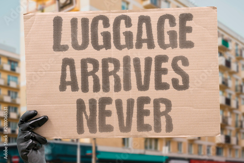Foto "Luggage Arrives Never" Mishandled airline baggage frequently fails to reach passengers at their destination within acceptable timeframes