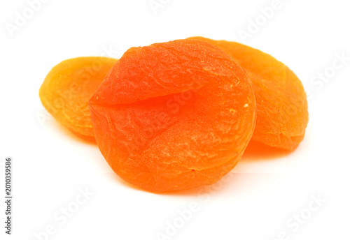 Φωτογραφία Healty Snack - Dried Apricots isolated on white background