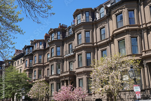 Photos Elegant row of well preserved townhouses from the 1800s, Back Bay area of Boston