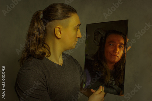 Картината върху платно Alter ego