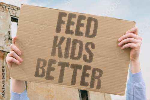 Foto "Feed Kids Better" Improving children's diets requires systemic change not willpower