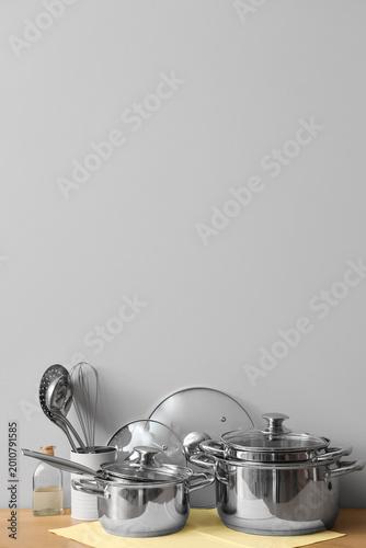 Stainless cooking pots and ...
