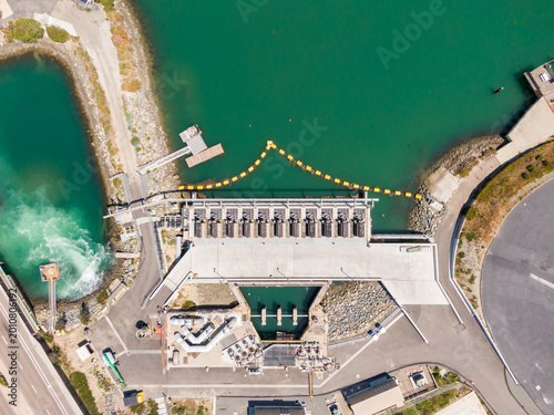 Obraz na płótnie Aerial View Of Water Intake Structures At Desalination Plant