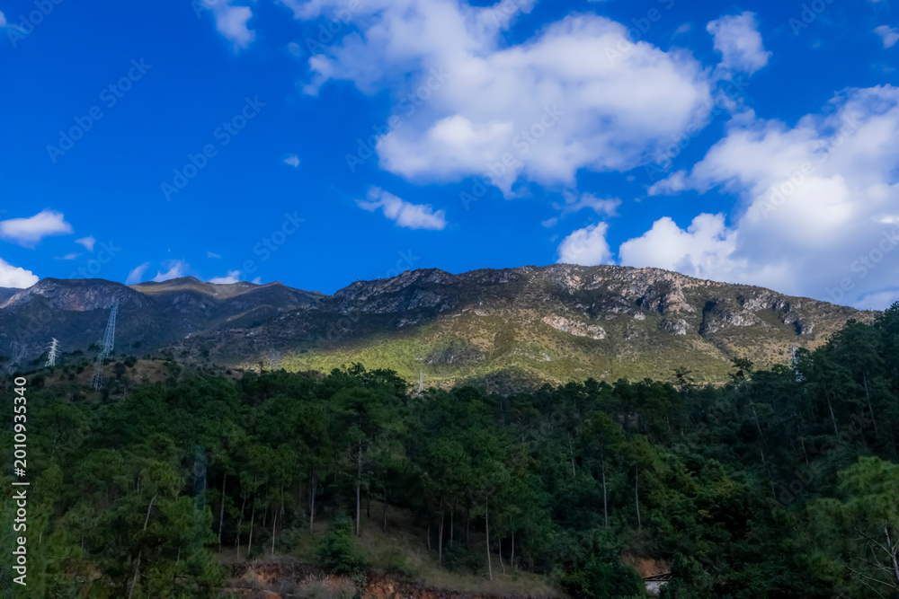 Fototapeta premium View of nature on the mountain and blue sky