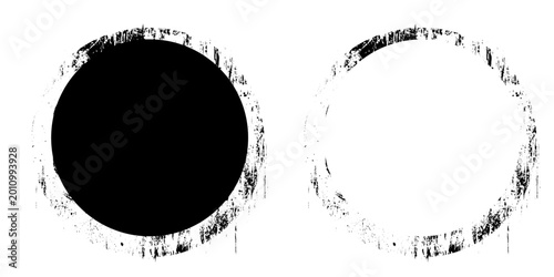 Foto Hand Drawn Ink Brush Stroke Circles with Gritty Texture.