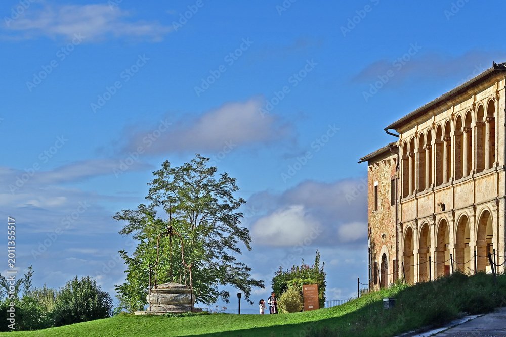 Obraz premium Montepulciano, Casa Parrocchiale della Chiesa o Santuario della Madonna di San Biagio, Val d'Orcia, Toscana