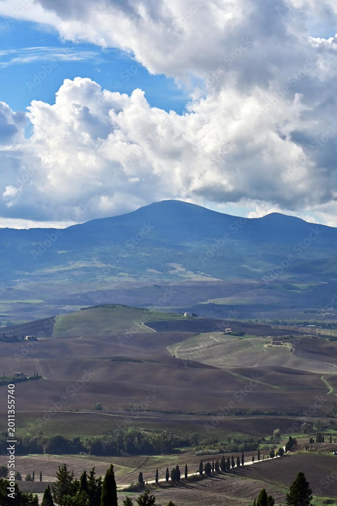Obraz premium Pienza, le colline della Val d'Orcia dalla loggia di Palazzo Piccolomini, Val d'Orcia, Toscana