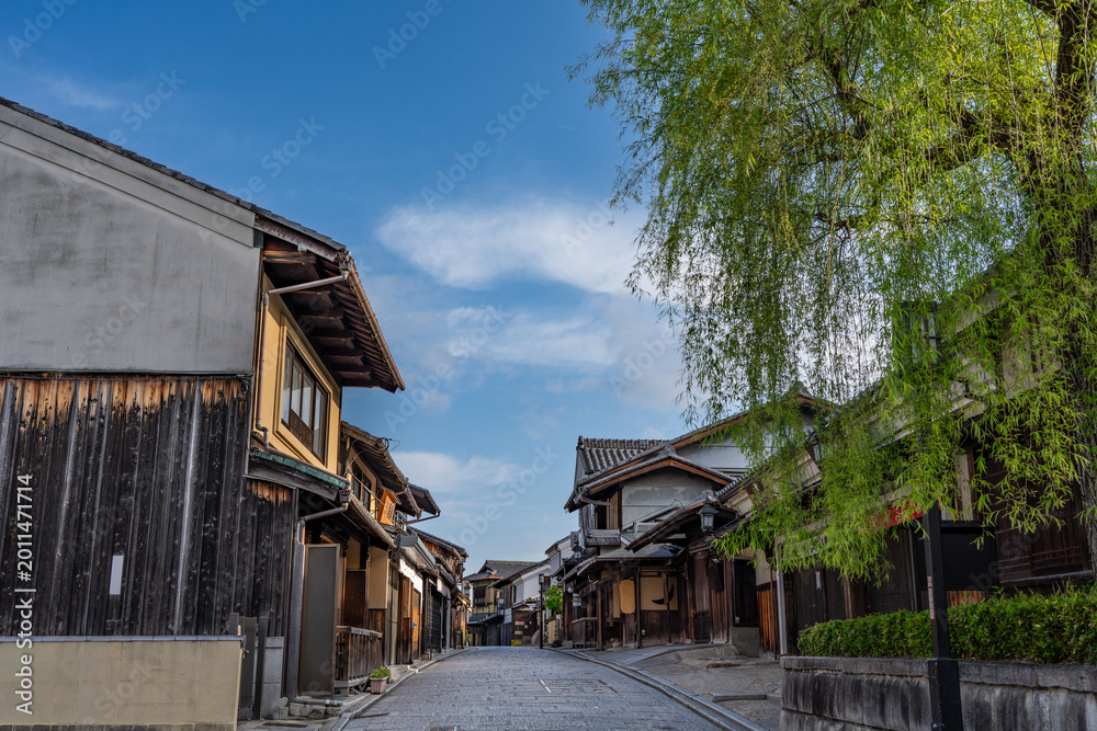 Obraz premium Traditional Street with Yasaka Pagoda in Higashiyama Kyoto Japan