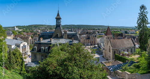 Schilderij op canvas Chateau-Thierry, France - 05 01 2026: Panoramic view of the town hall, the Unite