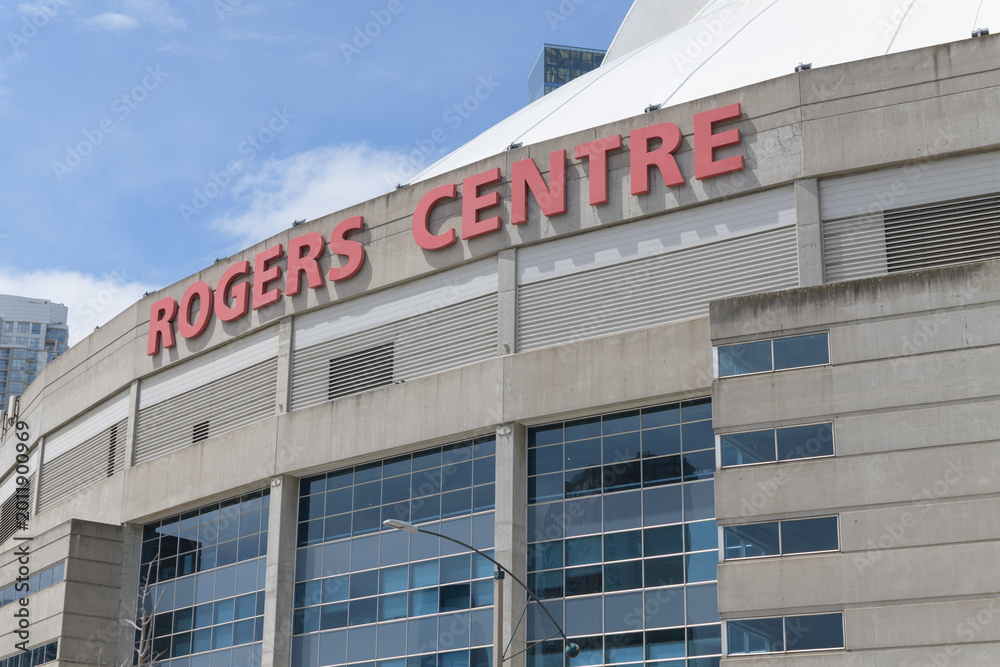 Fototapeta premium south elevation of Rogers Centre, a stadium, located at 1 Blue Jays Way, Toronto