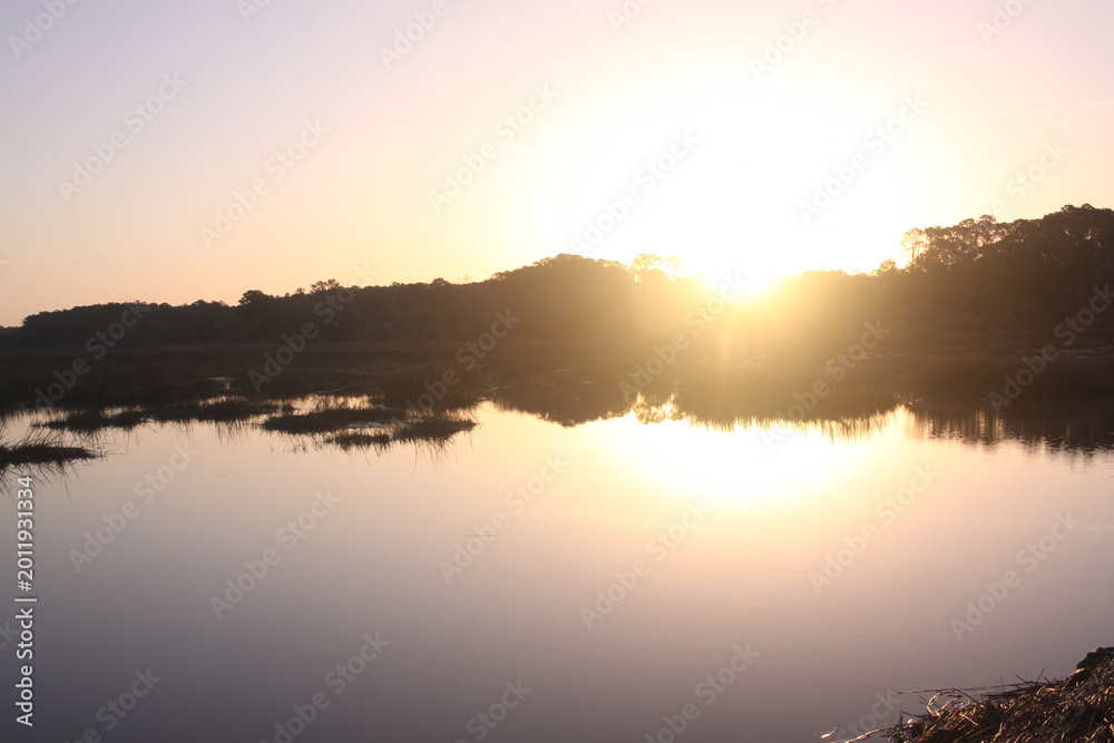 Fototapeta premium sunrise over the lake