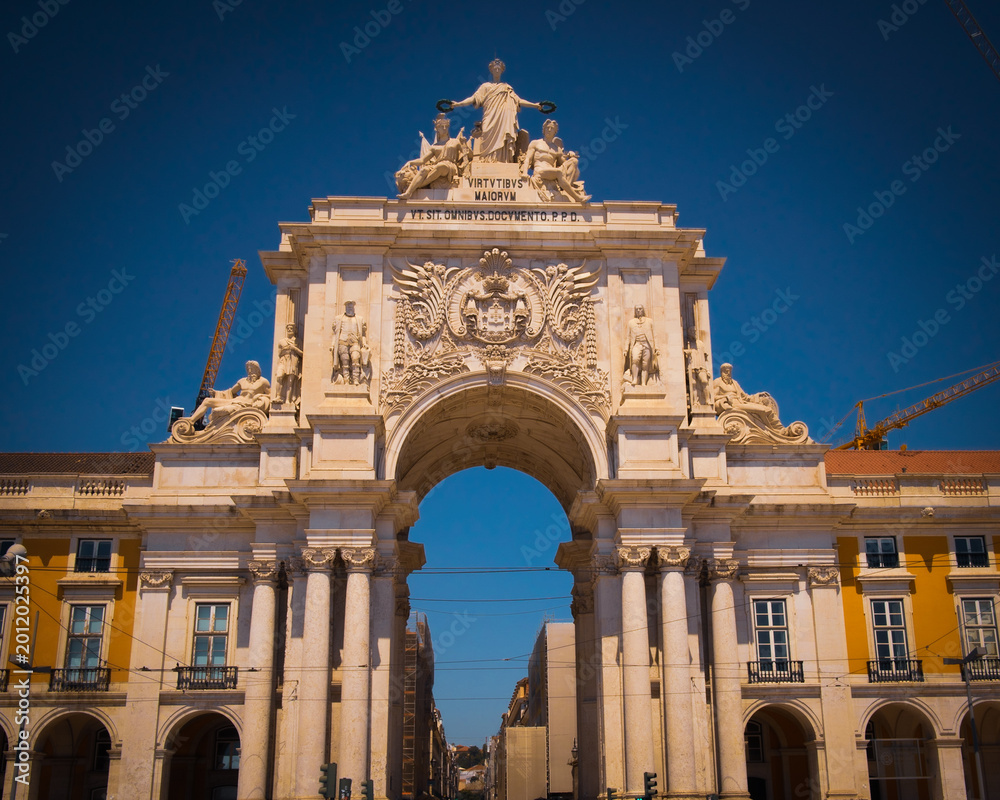 Fototapeta premium arch of triumph at night