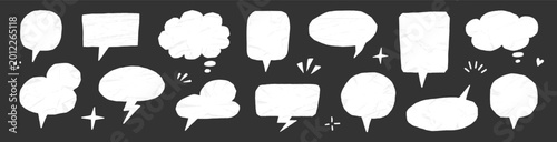 Foto Paper speech bubble torn chat set