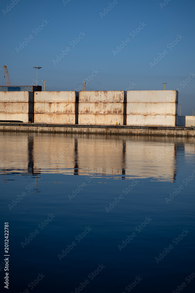 Fototapeta premium Rows of shipping containers at the Honolulu Pier 38 harbor terminal