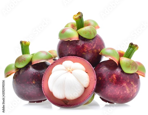 Schilderij op canvas Fresh mangosteen fruits, one cut open showing white flesh