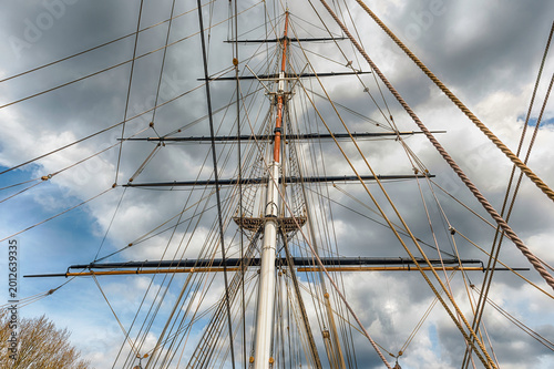 Foto Detail of the cordage of a sailing ship, London, Uk