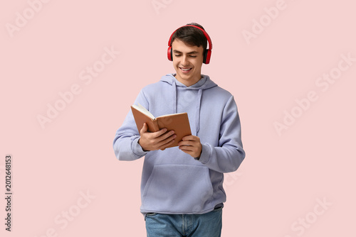 Handsome young man in headp...