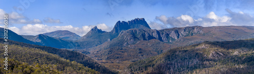 Photography D Tas Cradle Mt Valley tele range pan