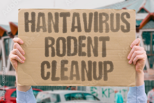 Foto "Hantavirus Rodent Cleanup" Safely decontaminating rodent-infested areas requires protective gear and disinfectant solutions