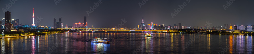 Fototapeta premium Night view of Wuhan, Hubei, China's city skyline and landmarks