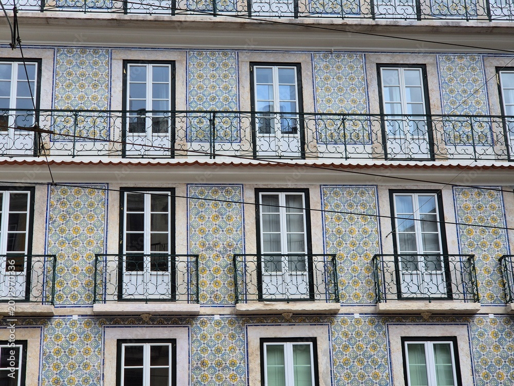Obraz premium Cluster of different, multi-colored facades in Portugal