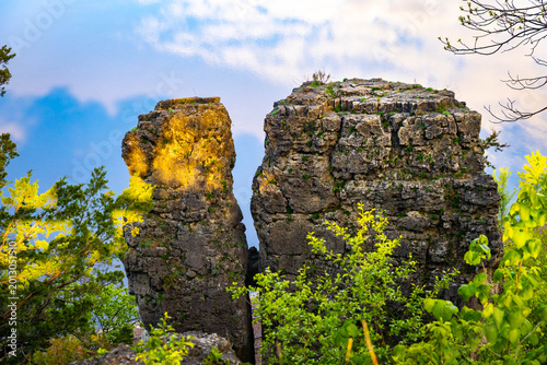 Tablou pe pânză Indian Head Rock Formation with Mississippi River in Mississippi Palisades State