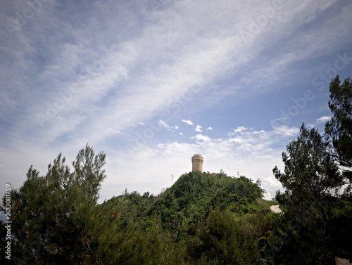 Konstfotografi Il Vecchio Faro di Ancona svetta sulla sommità del colle dei Cappuccini, immerso