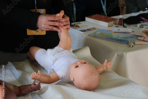 Bild auf Leinwand bébé, baigneur