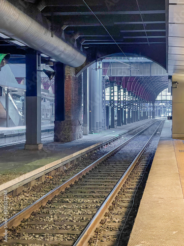 Foto Copenhagen, Denmark - December 31, 2025: Railways and platforms at Central stati